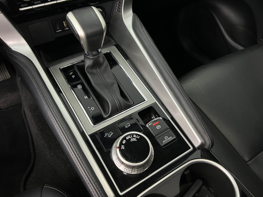 mitsubishi pajero sport 2.4 16v mivec turbo diesel hpe-s awd automatico 4p 202315