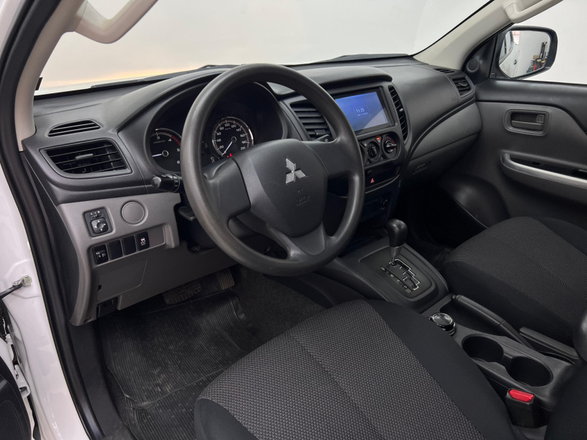 mitsubishi l200 triton 2.4 16v turbo diesel gls cd 4x4 automatico 4p 20237