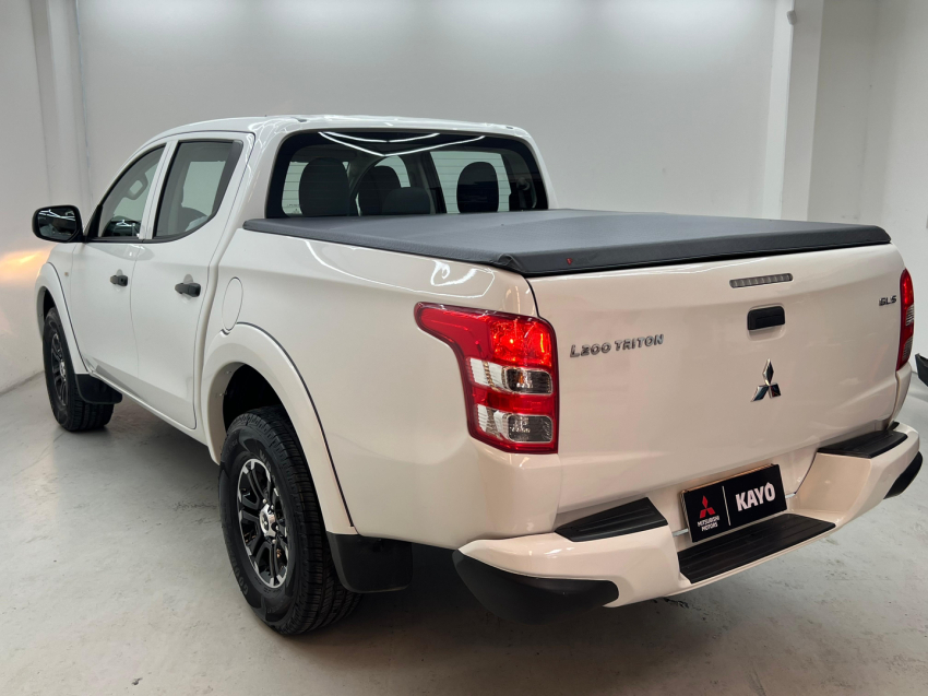 mitsubishi l200 triton 2.4 16v turbo diesel gls cd 4x4 automatico 4p 20234