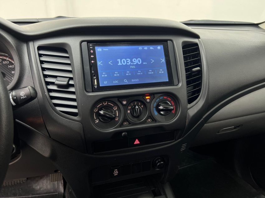 mitsubishi l200 triton 2.4 16v turbo diesel gls cd 4x4 automatico 4p 202313