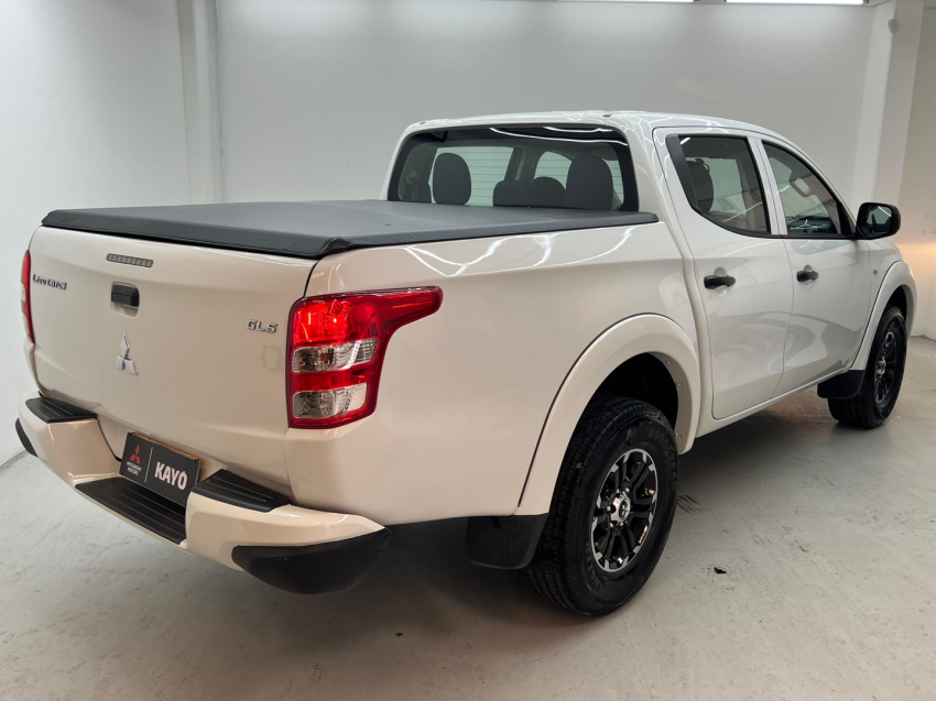 mitsubishi l200 triton 2.4 16v turbo diesel gls cd 4x4 automatico 4p 20233