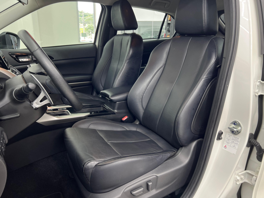 mitsubishi eclipse cross 1.5 mivec turbo gasolina hpe cvt 4p automatico 202511