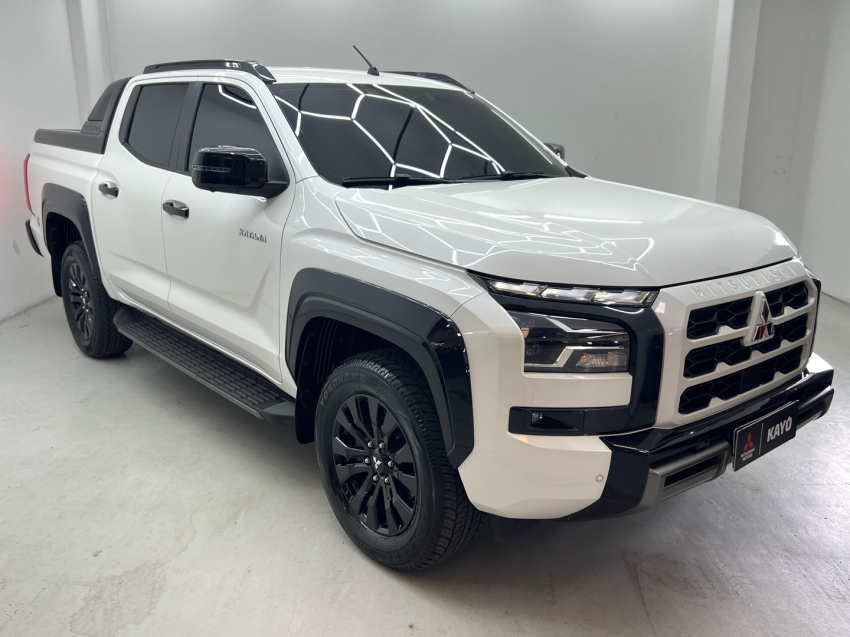 mitsubishi triton 2.4 biturbo diesel cd katana 4x4 automatico 4p 2026