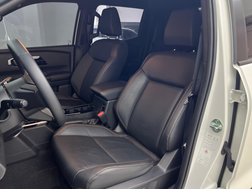 mitsubishi triton 2.4 biturbo diesel cd katana 4x4 automatico 4p 202612