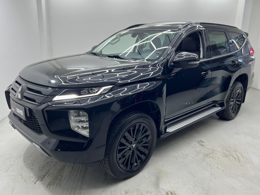 mitsubishi pajero sport 2.4 16v mivec turbo diesel legend black awd automatico 4p 20251