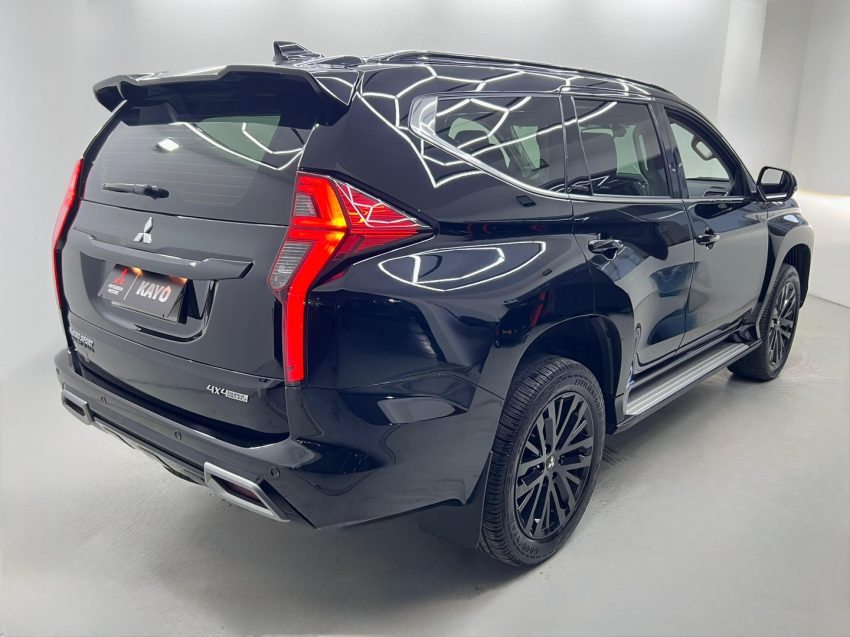 mitsubishi pajero sport 2.4 16v mivec turbo diesel legend black awd automatico 4p 20254