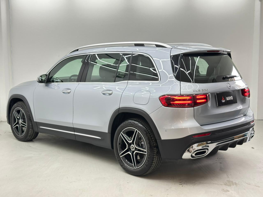 mercedes-benz glb 220 2.0 mhev amg line 4matic 8g-dct hibrido 4p automatico 20253