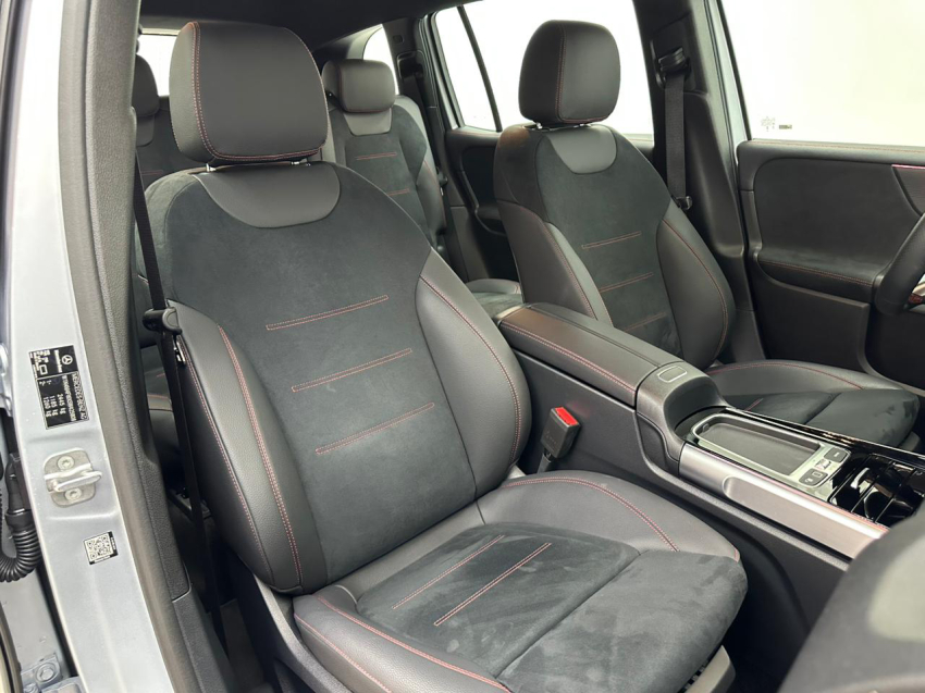 mercedes-benz glb 220 2.0 mhev amg line 4matic 8g-dct hibrido 4p automatico 202511