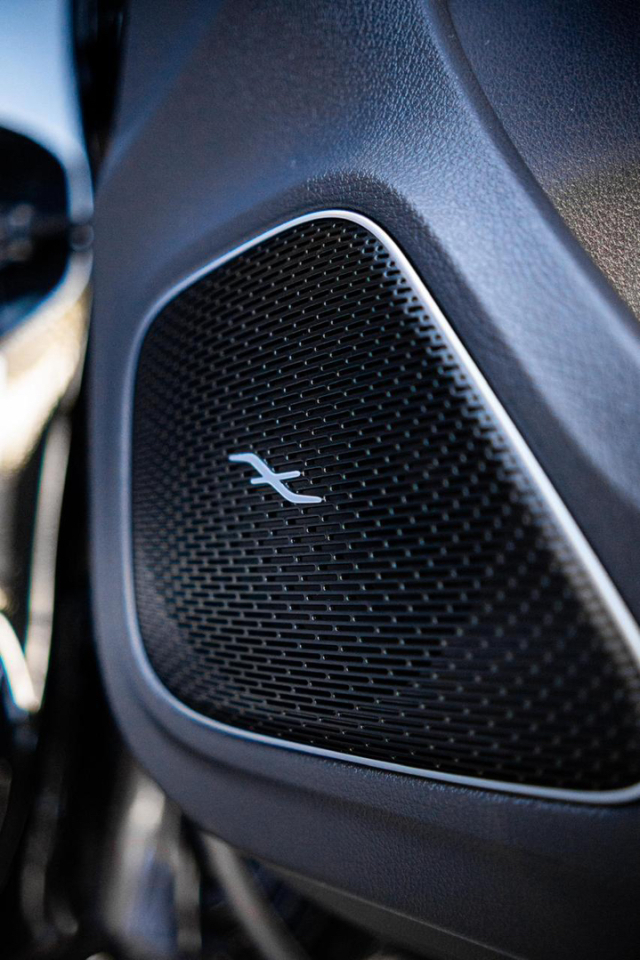 mercedes-benz glb 220 2.0 mhev amg line 4matic 8g-dct hibrido 4p automatico 202510