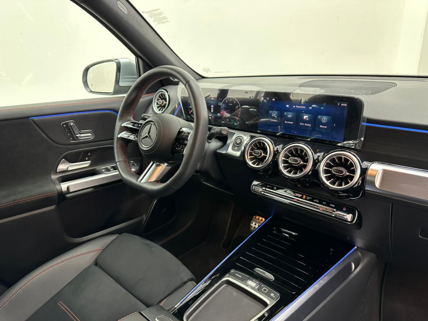 mercedes-benz glb 220 2.0 mhev amg line 4matic 8g-dct hibrido 4p automatico 202510