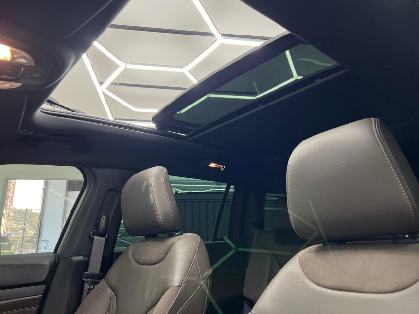 jeep commander 2.0 hurricane 4 turbo gasolina blackhawk at9 4p automatico 202516