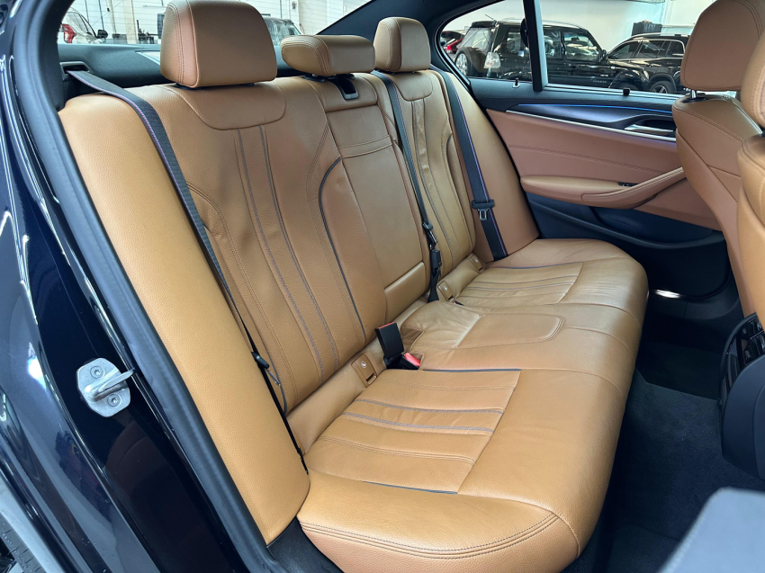 bmw 530e 2.0 16v twinpower hibrido m sport automatico 4p 202310