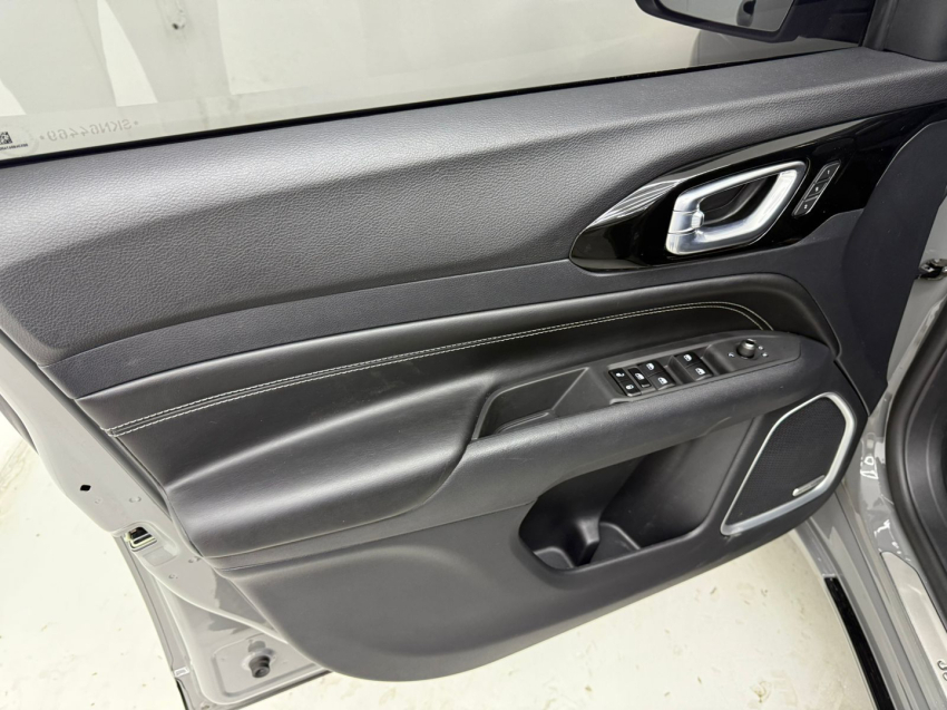 jeep commander 2.0 hurricane 4 turbo gasolina blackhawk at9 4p automatico 202512