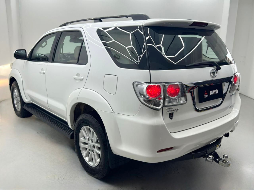 toyota hilux sw4 3.0 sr 4x4 16v turbo intercooler diesel 4p automatico 20154