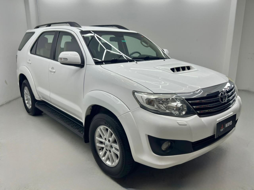 toyota hilux sw4 3.0 sr 4x4 16v turbo intercooler diesel 4p automatico 2015