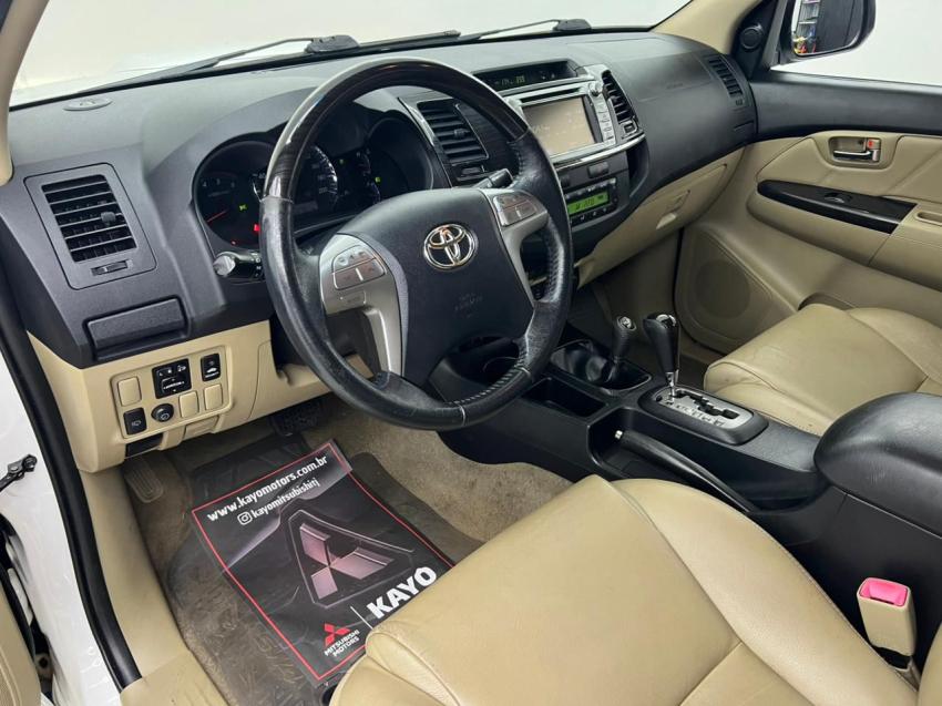 toyota hilux sw4 3.0 sr 4x4 16v turbo intercooler diesel 4p automatico 20158