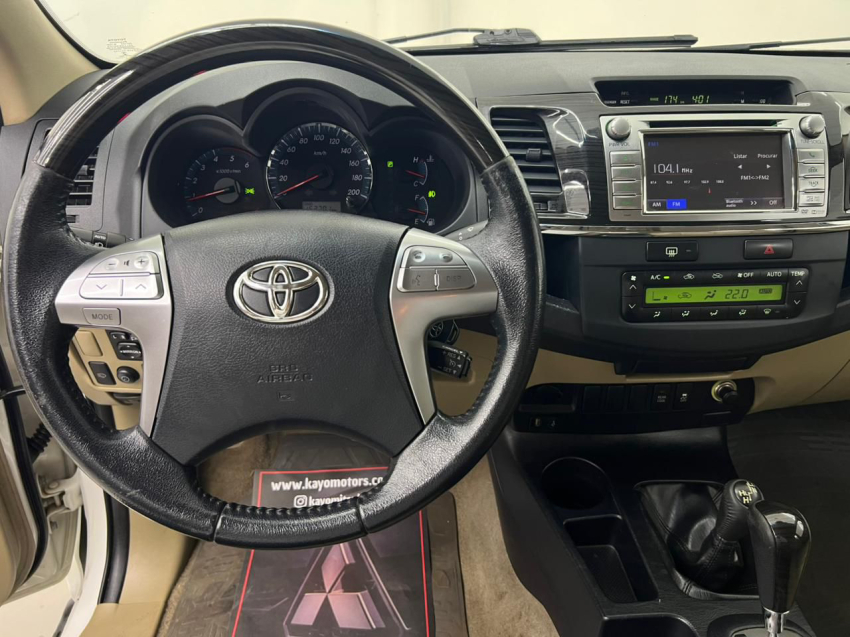 toyota hilux sw4 3.0 sr 4x4 16v turbo intercooler diesel 4p automatico 20157