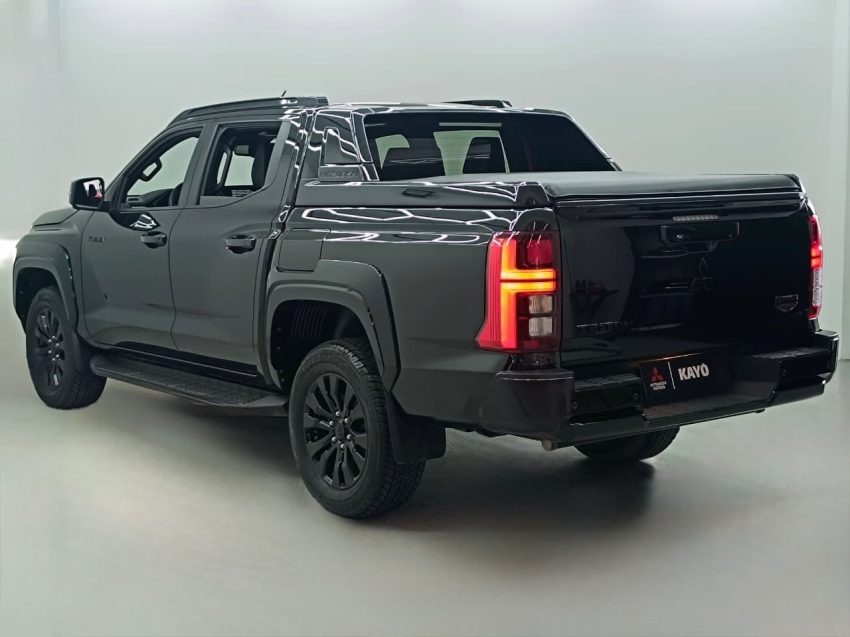 mitsubishi triton 2.4 biturbo diesel cd katana 4x4 automatico 4p 20262