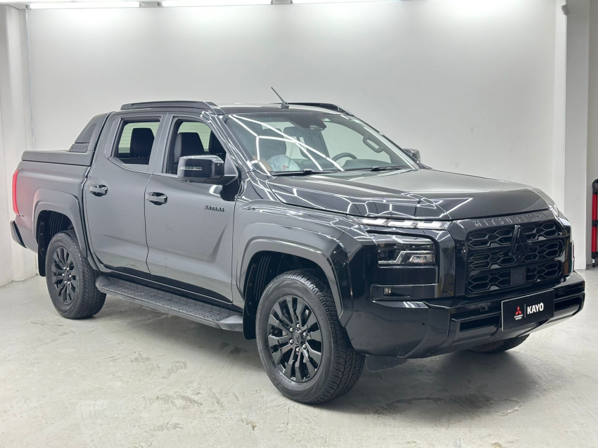 mitsubishi triton 2.4 biturbo diesel cd katana 4x4 automatico 4p 2026