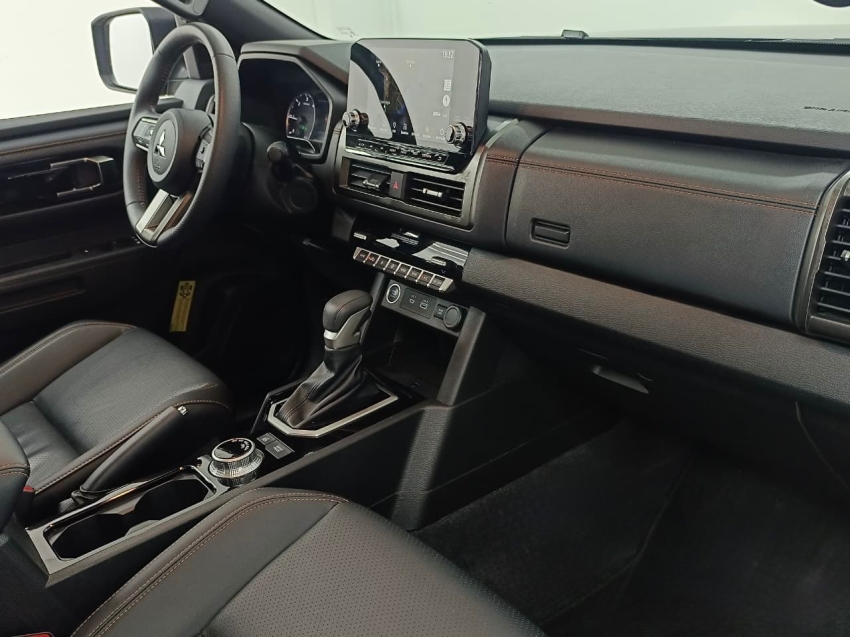 mitsubishi triton 2.4 biturbo diesel cd katana 4x4 automatico 4p 20266