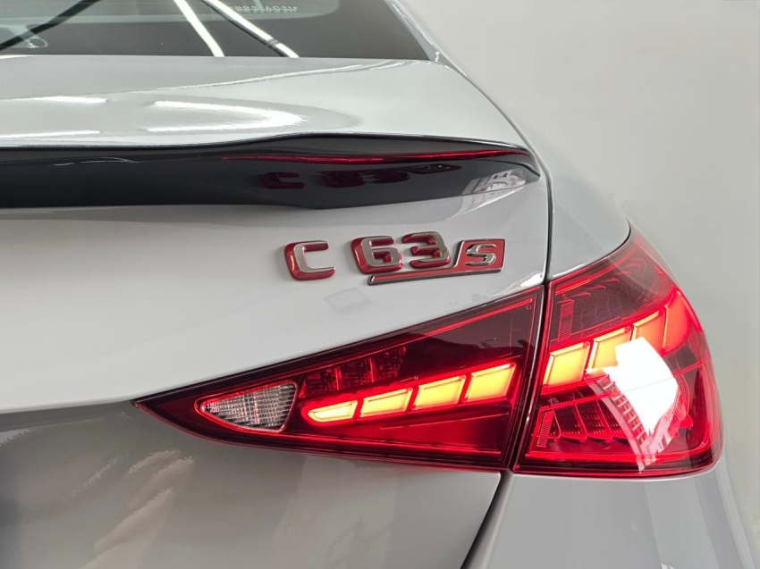 mercedes-benz c 63 amg 2.0 turbo phev s e performance f1 edition 4matic+ speedshift hibrido 4p automatico 20243