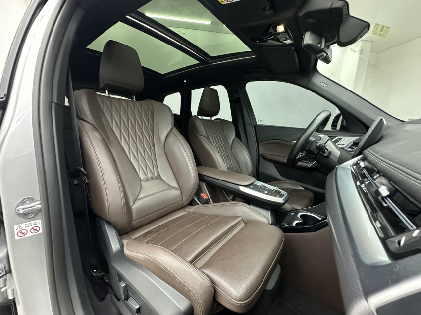 bmw x1 2.0 16v turbo gasolina sdrive20i m sport steptronic 1.9 4p automatico 202516