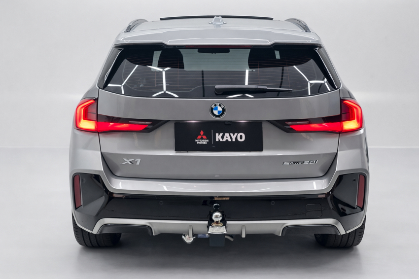 bmw x1 2.0 16v turbo gasolina sdrive20i m sport steptronic 1.9 4p automatico 20253