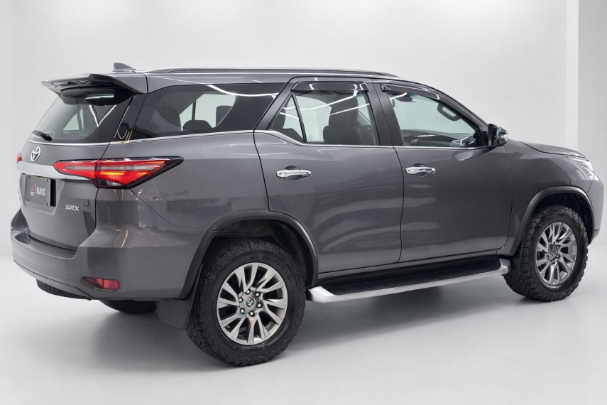 toyota hilux sw4 2.8 d-4d turbo diesel srx 7l 4x4 automatico 2.7 4p 20221