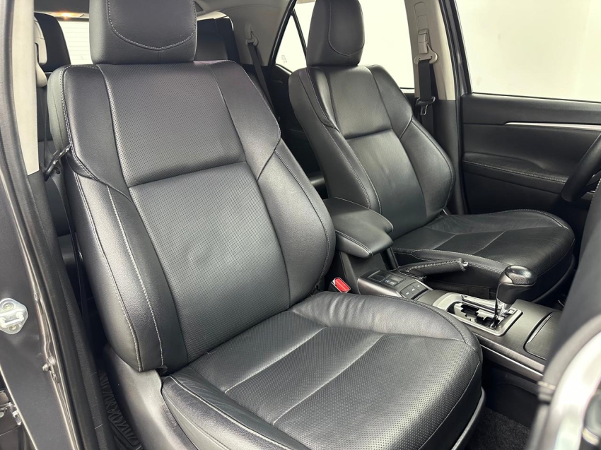 toyota hilux sw4 2.8 d-4d turbo diesel srx 7l 4x4 automatico 2.7 4p 202211