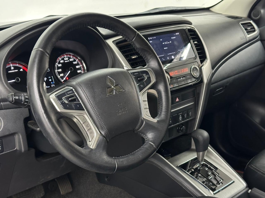 mitsubishi triton 2.4 biturbo diesel hpe-s 4x4 automatico 4p 20248