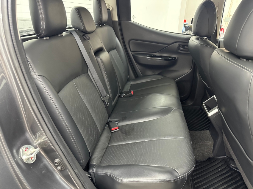 mitsubishi triton 2.4 biturbo diesel cd gls 4x4 automatico 4p 202513