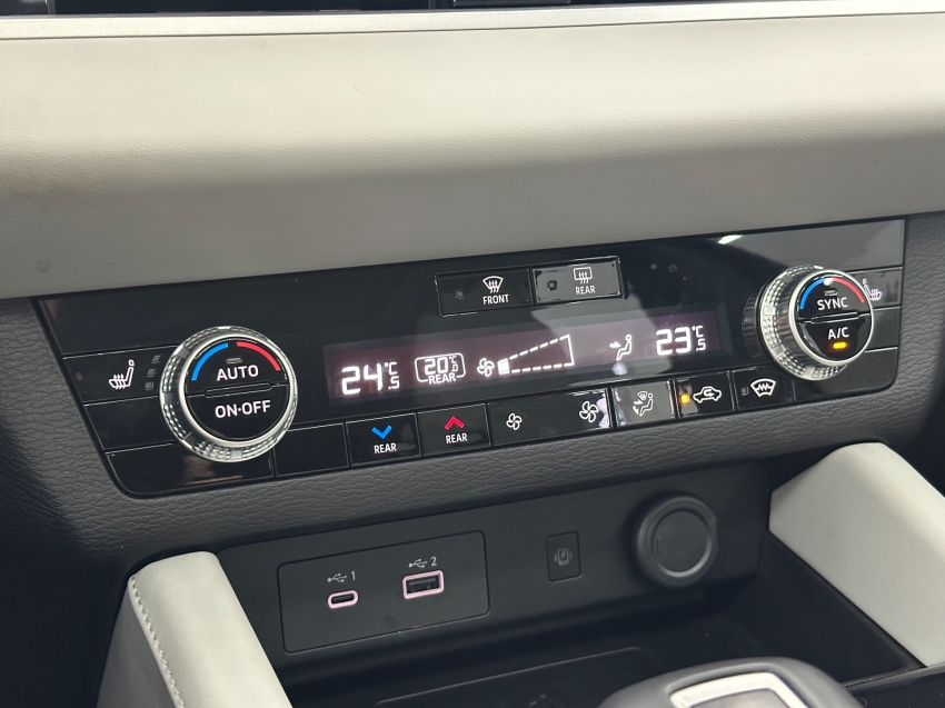 mitsubishi outlander 2.4 phev hpe-s s-awc dht 2.3 eletrico 4p automatico 202612