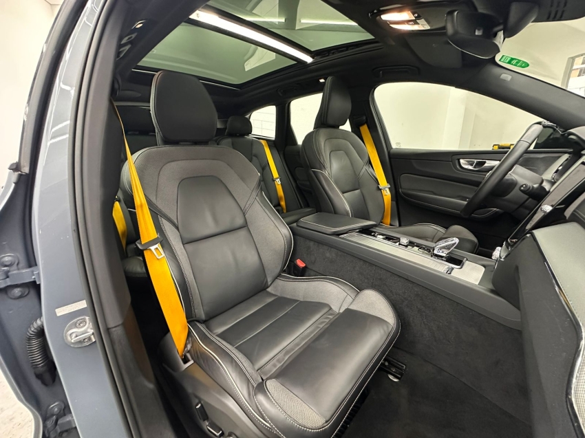 volvo xc60 2.0 t8 recharge polestar engineered awd geartronic 1.9 hibrido 4p automatico 202416