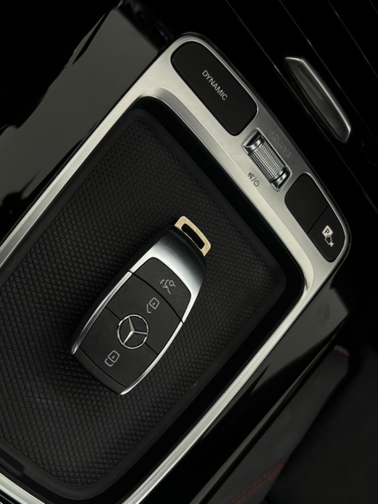 mercedes-benz cla 200 1.3 mhev amg line 7g-dct hibrido 4p automatico 202418