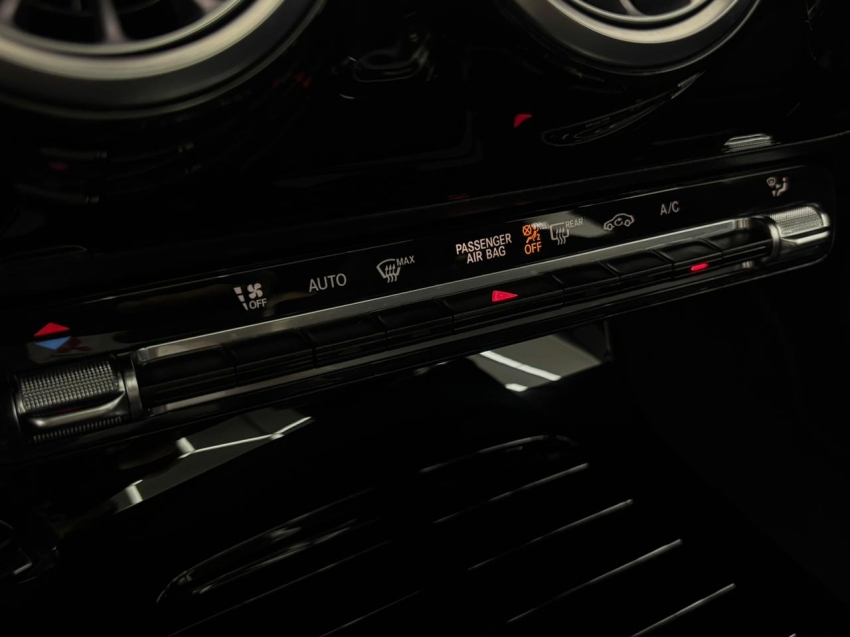 mercedes-benz cla 200 1.3 mhev amg line 7g-dct hibrido 4p automatico 202414