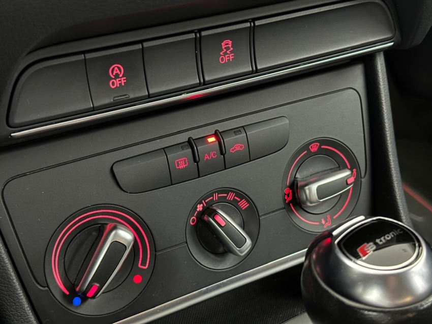 audi q3 1.4 tfsi attraction flex 4p s tronic 1.3 automatico 201711