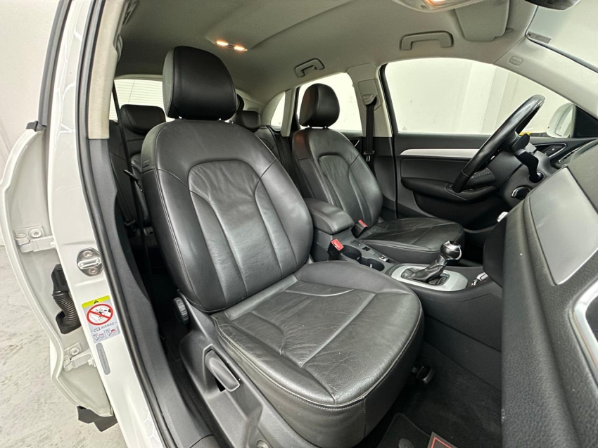 audi q3 1.4 tfsi attraction flex 4p s tronic 1.3 automatico 201712