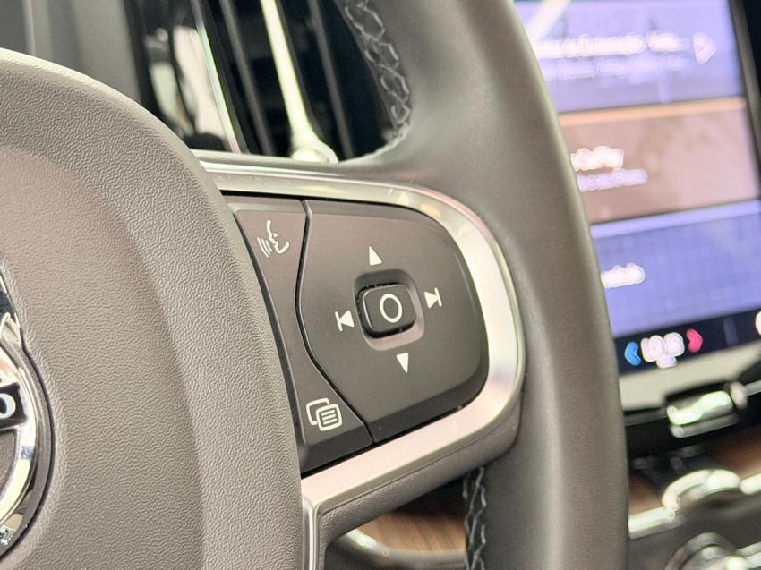 volvo xc60 2.0 t8 recharge plus awd geartronic 1.9 hibrido 4p automatico 202412