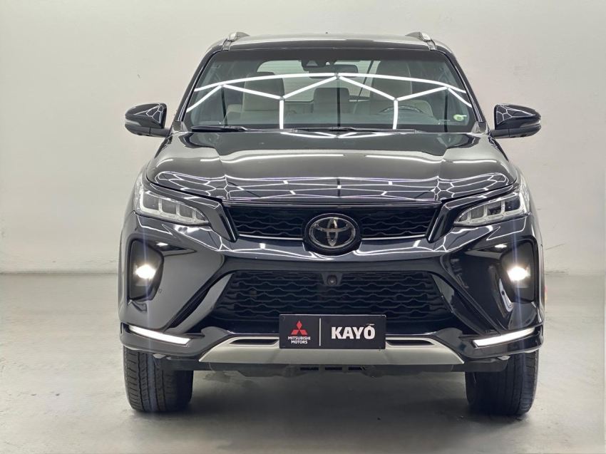 toyota hilux sw4 2.8 d-4d turbo diesel diamond 7l 4x4 automatico 2.7 4p 20224