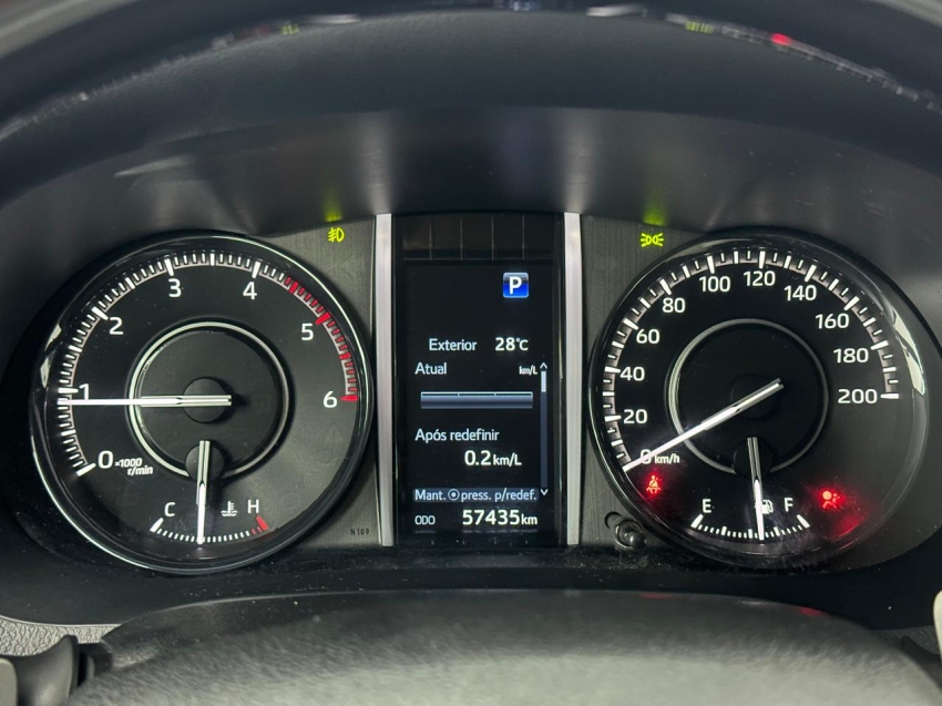 toyota hilux sw4 2.8 d-4d turbo diesel diamond 7l 4x4 automatico 2.7 4p 202210