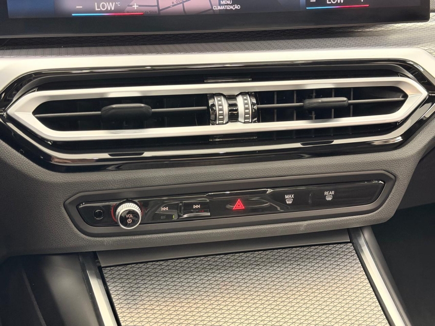 bmw 320i 2.0 16v turbo flex m sport automatico 1.9 4p 202312