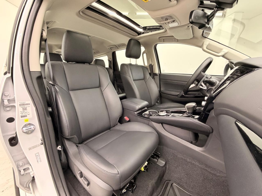 mitsubishi pajero sport 2.4 16v mivec turbo diesel legend awd automatico 4p 202519