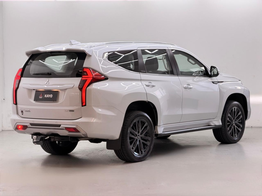 mitsubishi pajero sport 2.4 16v mivec turbo diesel legend awd automatico 4p 20251