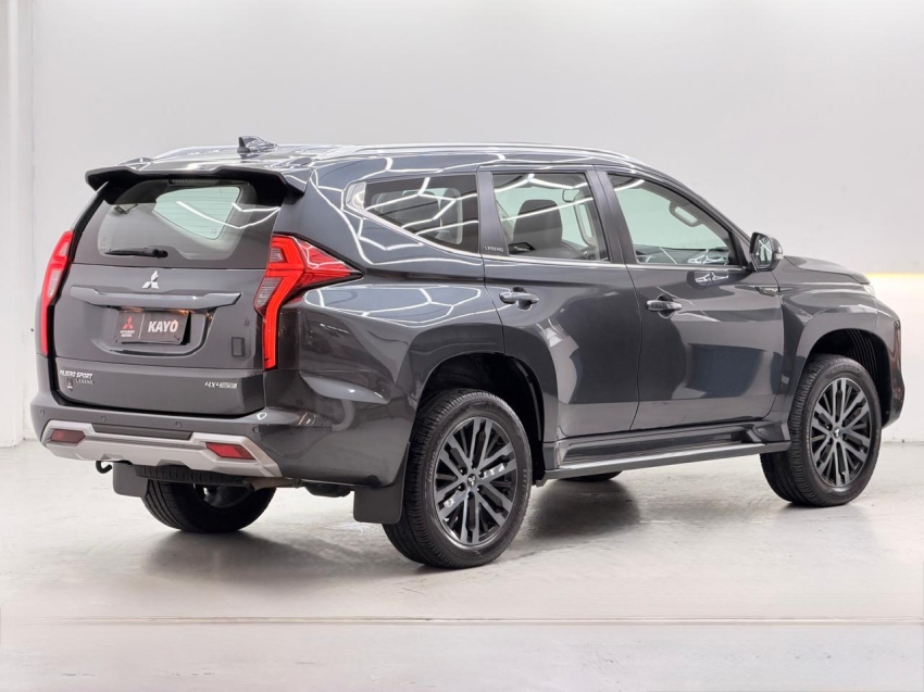 mitsubishi pajero sport 2.4 16v mivec turbo diesel legend awd automatico 4p 20252