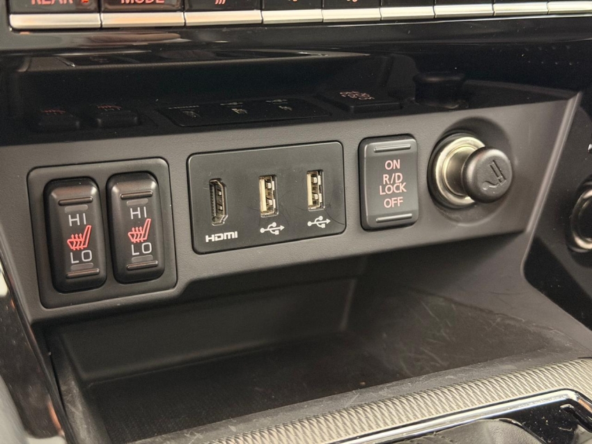 mitsubishi pajero sport 2.4 16v mivec turbo diesel legend awd automatico 4p 202524