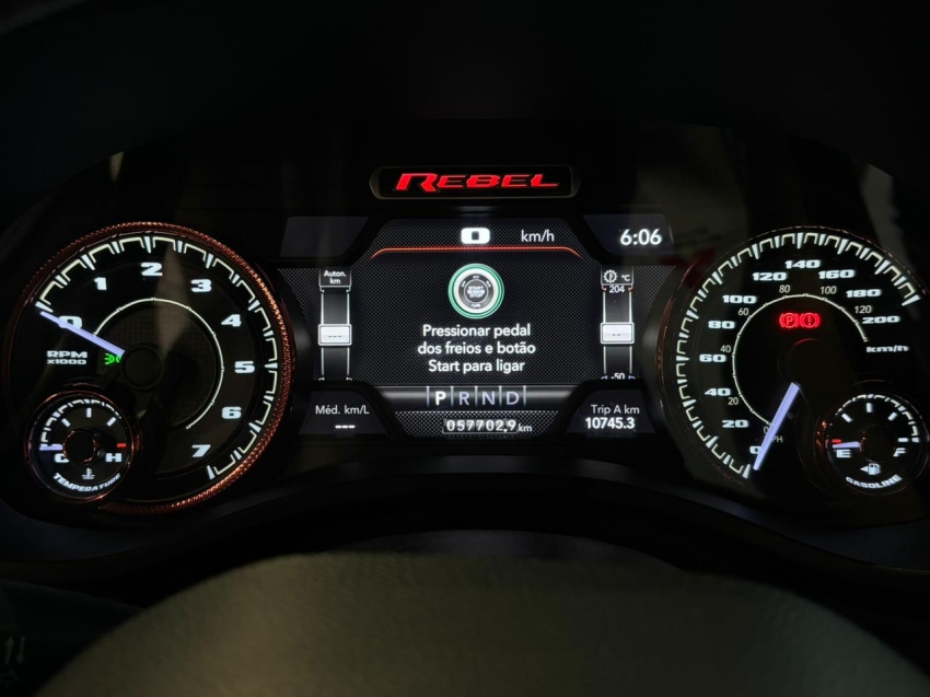 ram 1500 5.7 v8 gasolina rebel cd 4x4 automatico 5.6 4p 202111