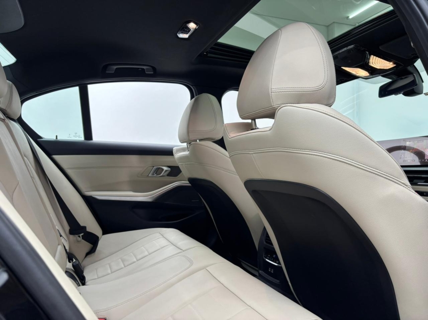 bmw 320i 2.0 16v turbo flex m sport automatico 1.9 4p 202411