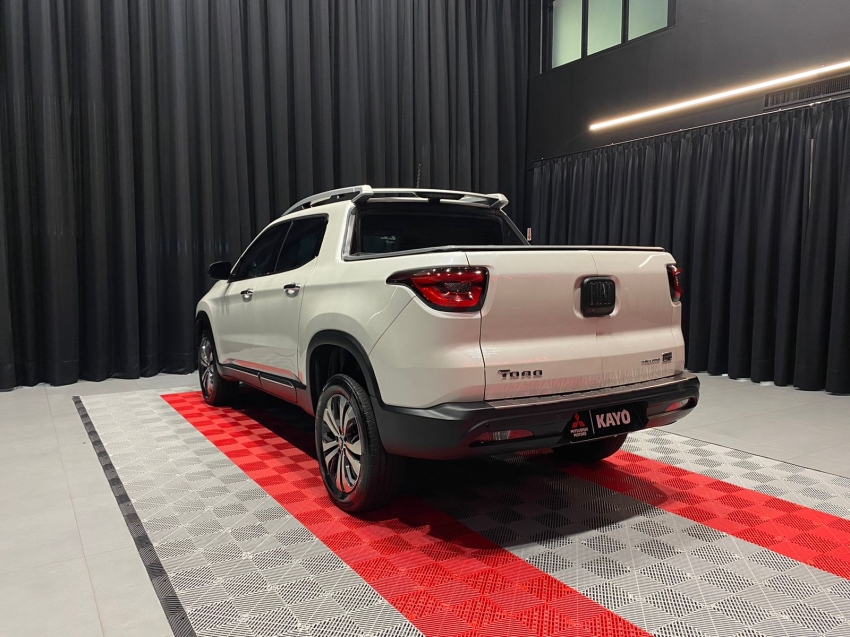 fiat toro 1.3 turbo 270 flex volcano at6 4p automatico 202212