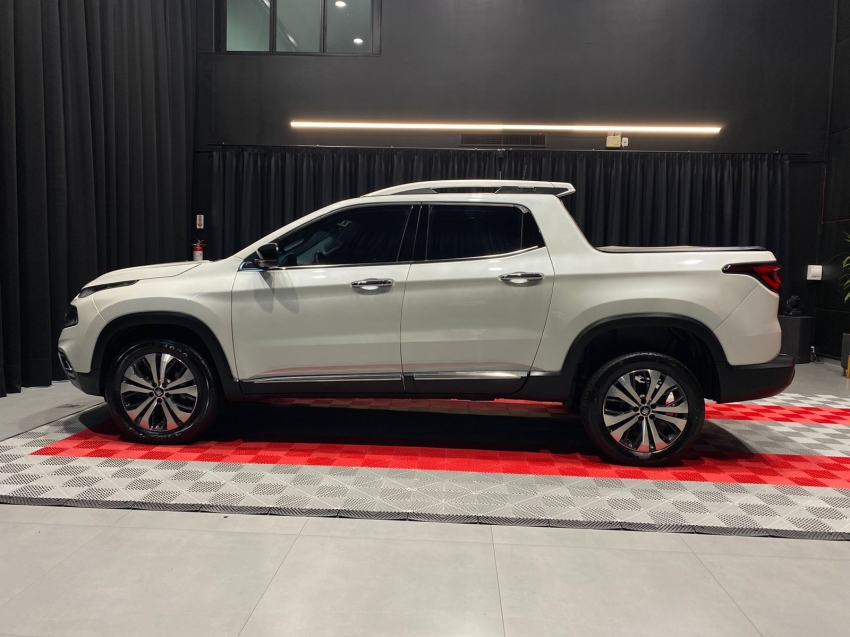 fiat toro 1.3 turbo 270 flex volcano at6 4p automatico 202214