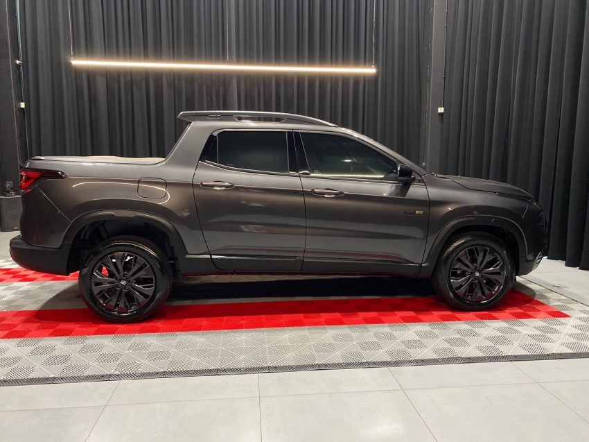 fiat toro 1.3 turbo 270 flex volcano at6 4p automatico 202514